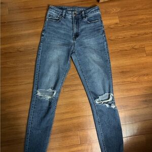 American Eagle Outfitters Women's Blue Ripped Jeans